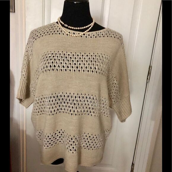 Nice sweater by New Directions in large - Picture 1 of 2